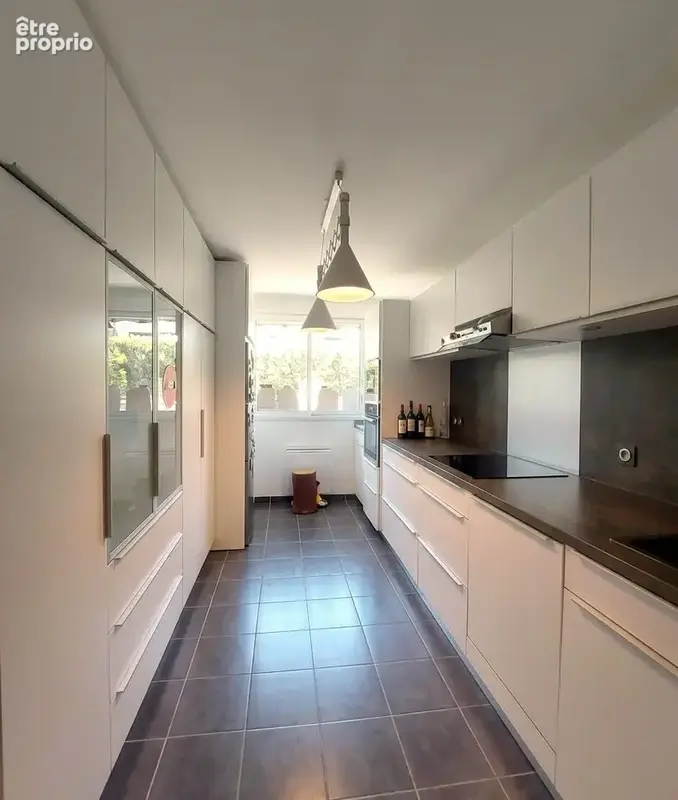 Appartement T5 de 113 m2 en hyper-centre   3 chambres, bureau, parking au sous-sol balcons et ascenseur - photo 4