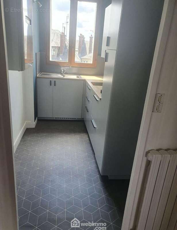 Appartement à COMPIEGNE