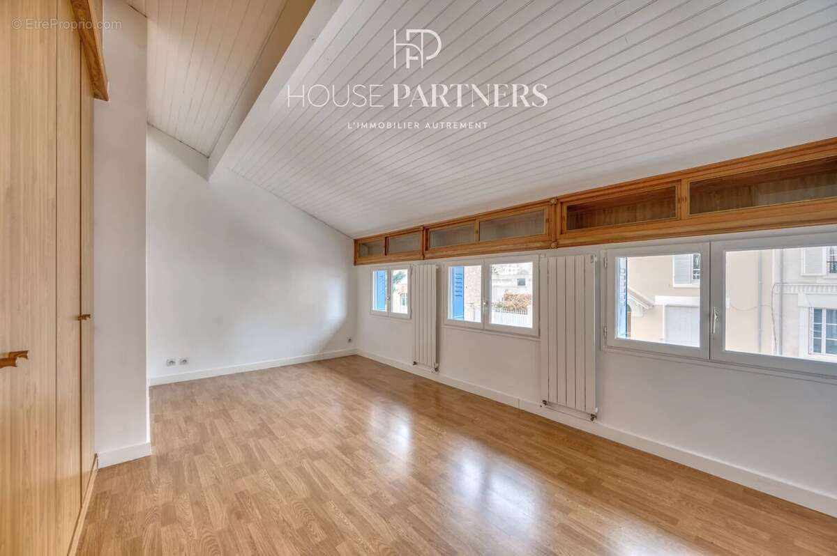 Maison à SAINT-GERMAIN-EN-LAYE