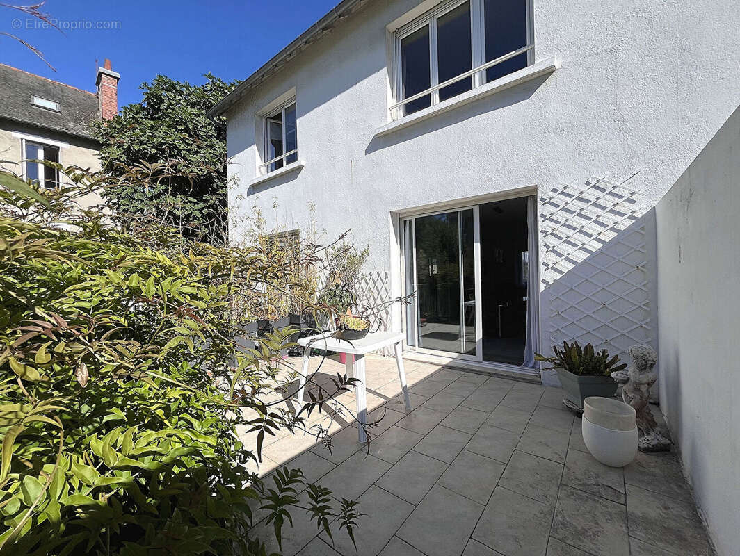 Maison de ville, terrasse sud, garage - photo 2