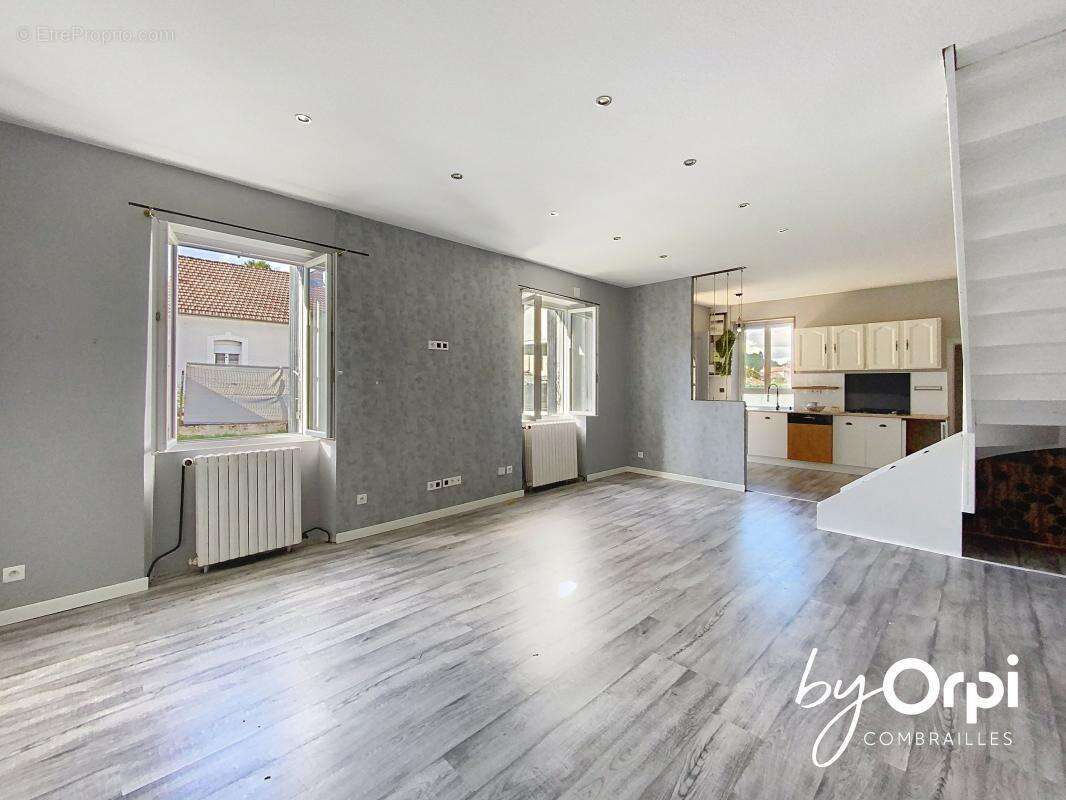 Maison à SAINT-ELOY-LES-MINES