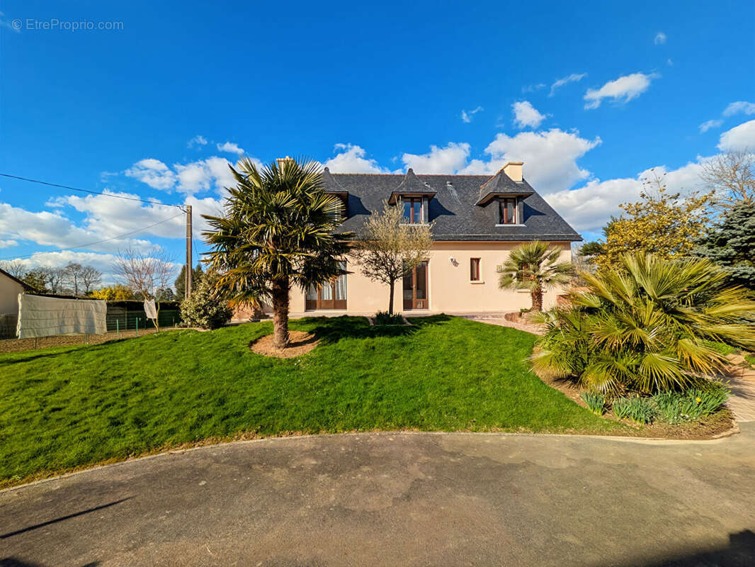 Maison à MOUAZE
