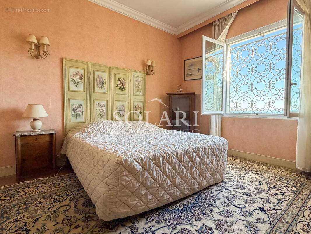 Maison à THEOULE-SUR-MER