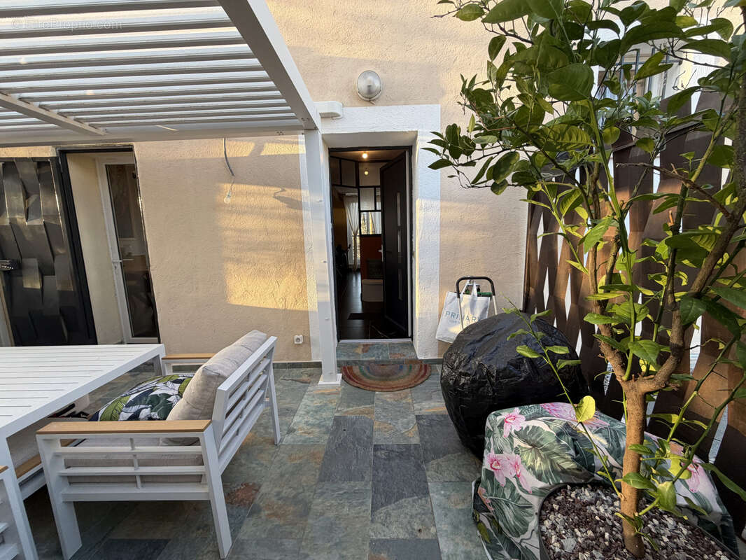 Appartement à PLAN-DE-CUQUES