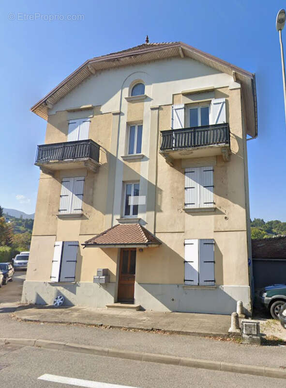Appartement à COGNIN