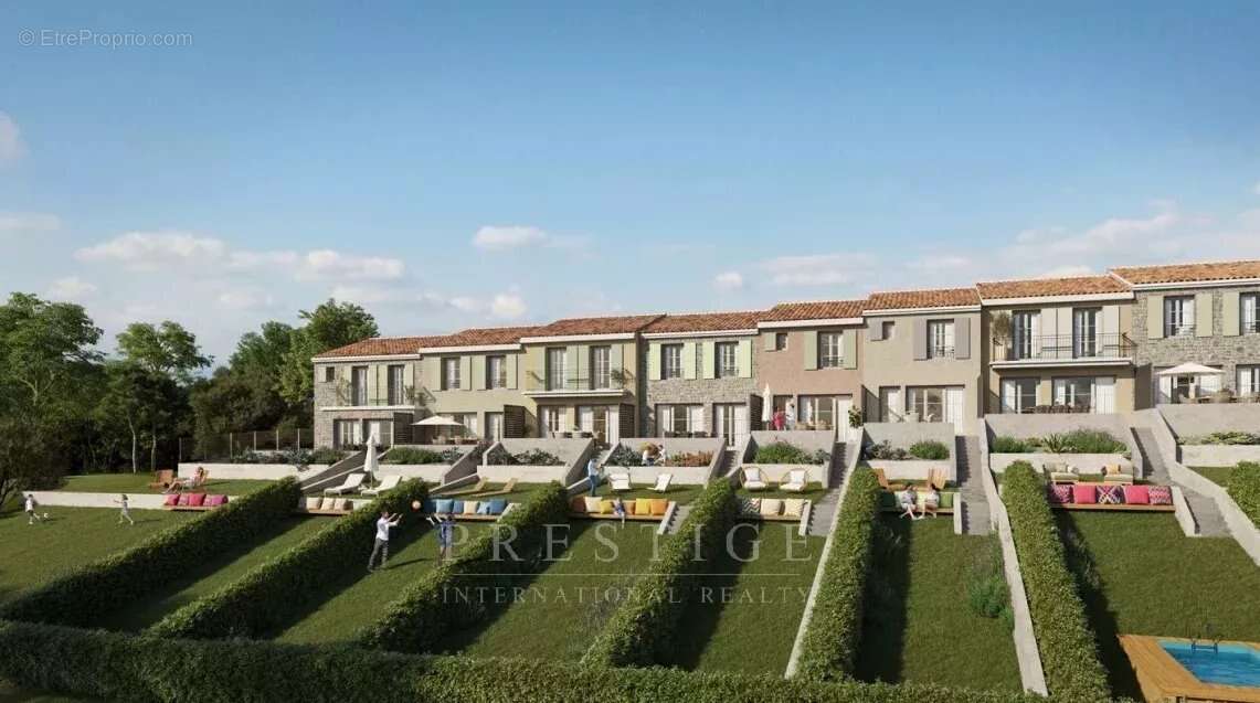 Maison à LA GARDE-FREINET