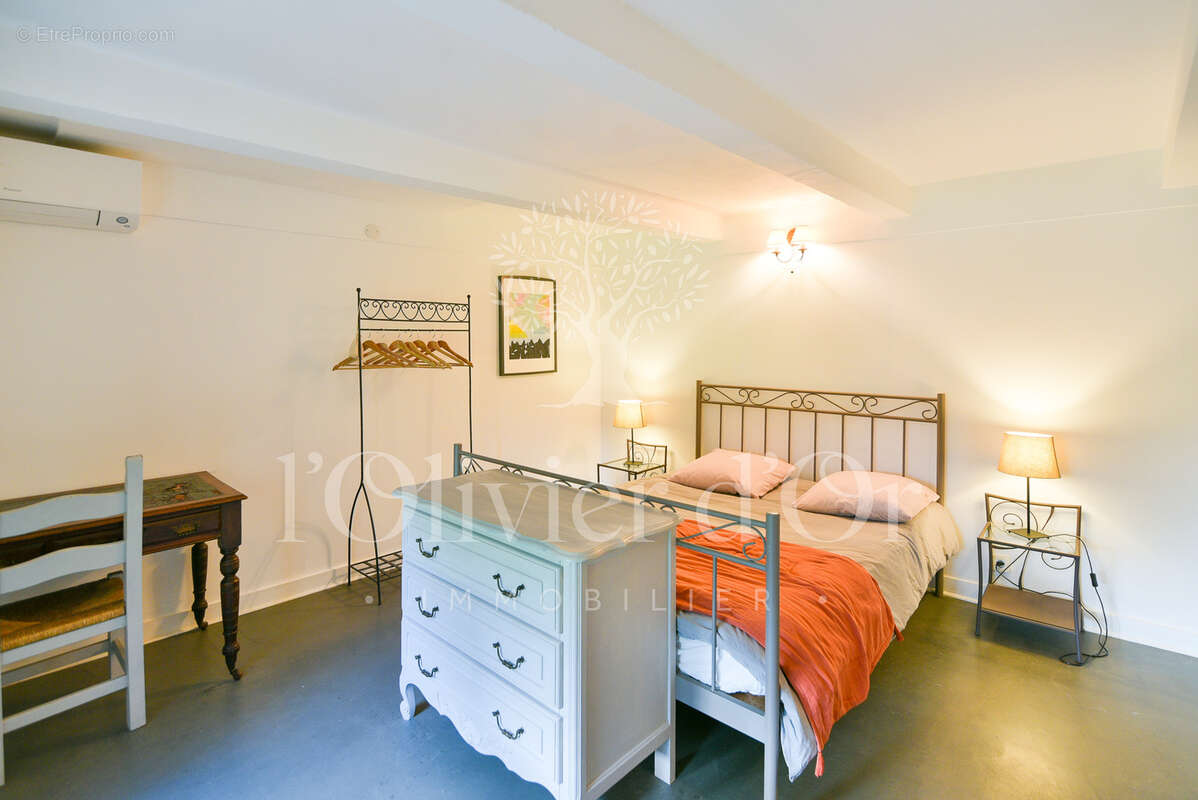 Maison à VAISON-LA-ROMAINE