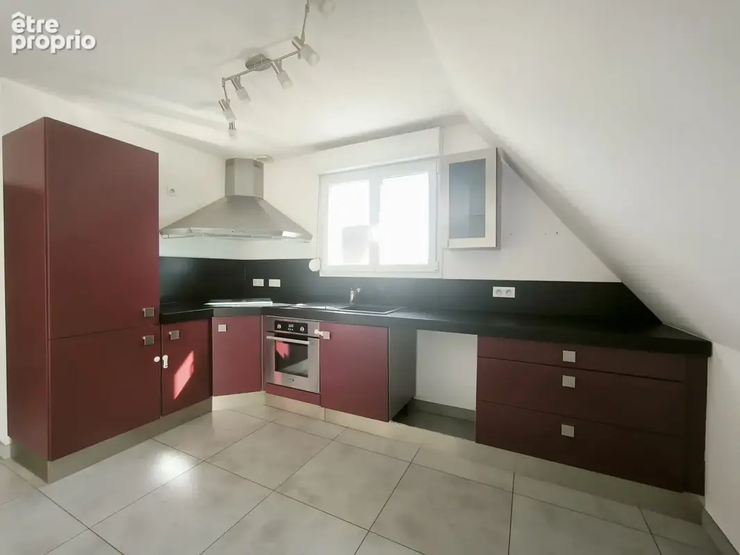 Wittenheim, duplex F5 dans maison avec jardin - photo 2