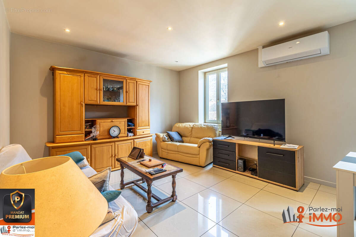 Appartement à THIZY