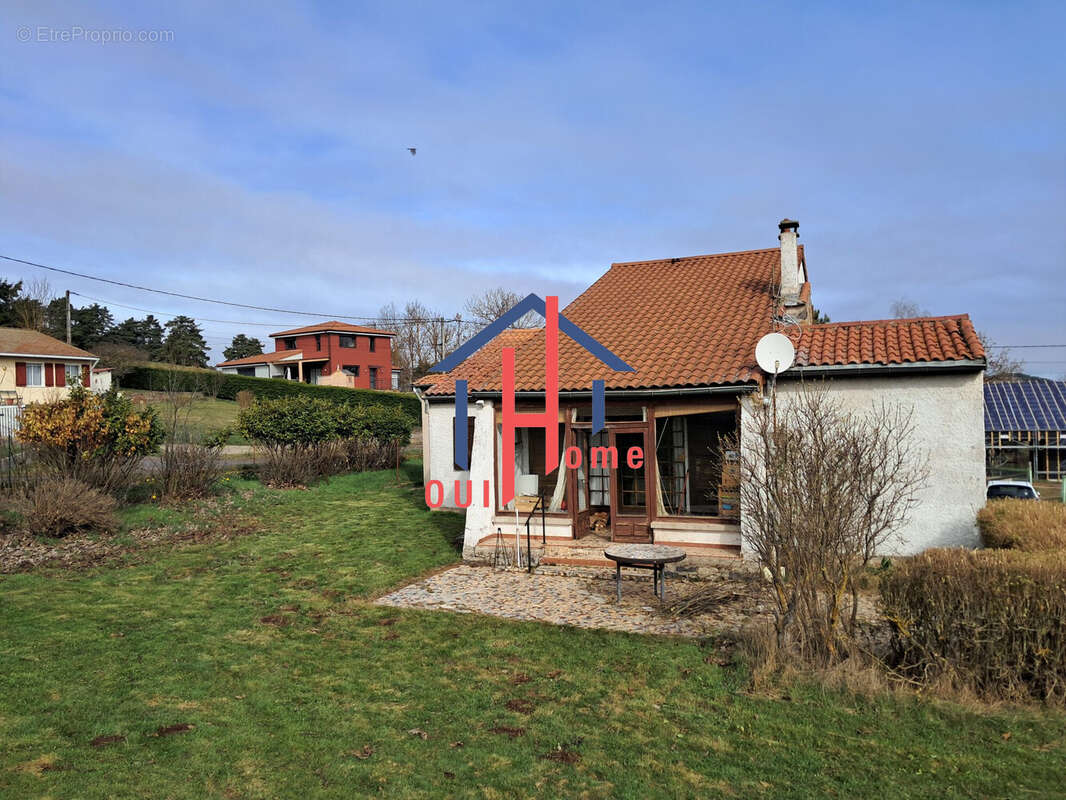 Maison à CUSSAC-SUR-LOIRE