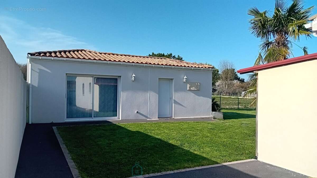 Maison à SAINT-SULPICE-DE-ROYAN