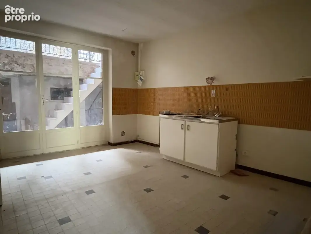 Appartement 4 pièces 86 m² à vendre à Beaujeu (69430) - photo 2
