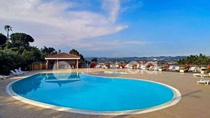 Appartement à MANDELIEU-LA-NAPOULE