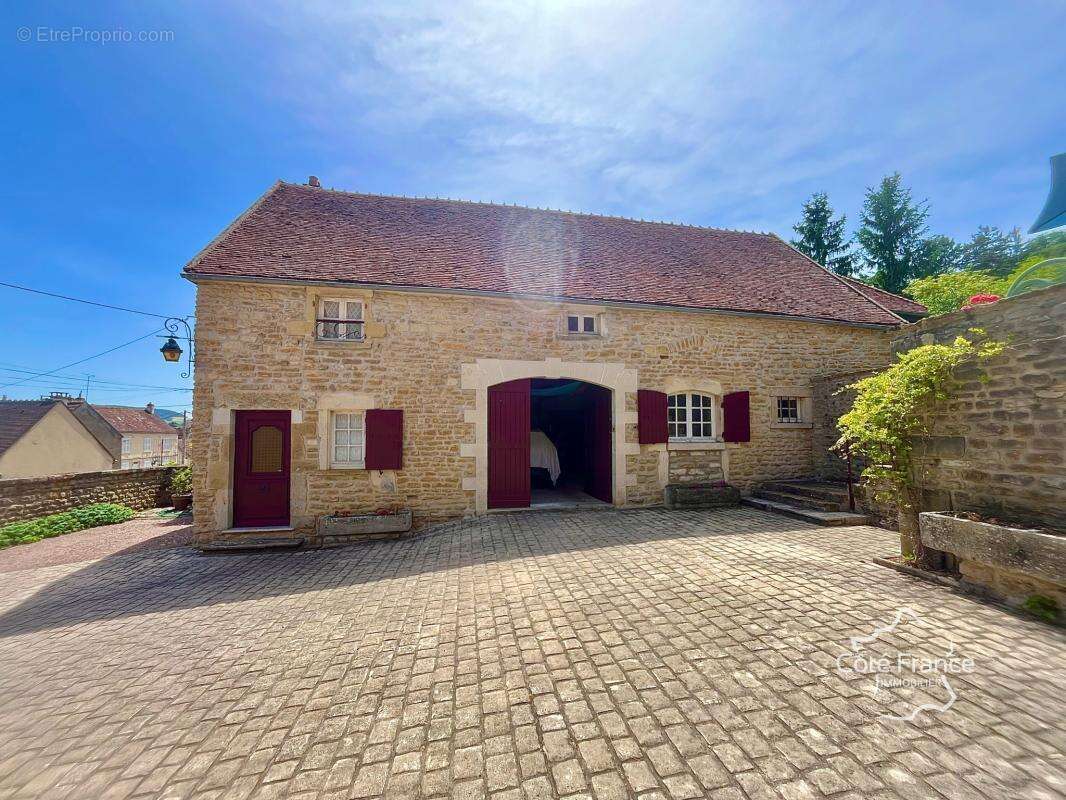 Propriété Restaurée en Pierre de 3 chambres avec une grande - photo 28
