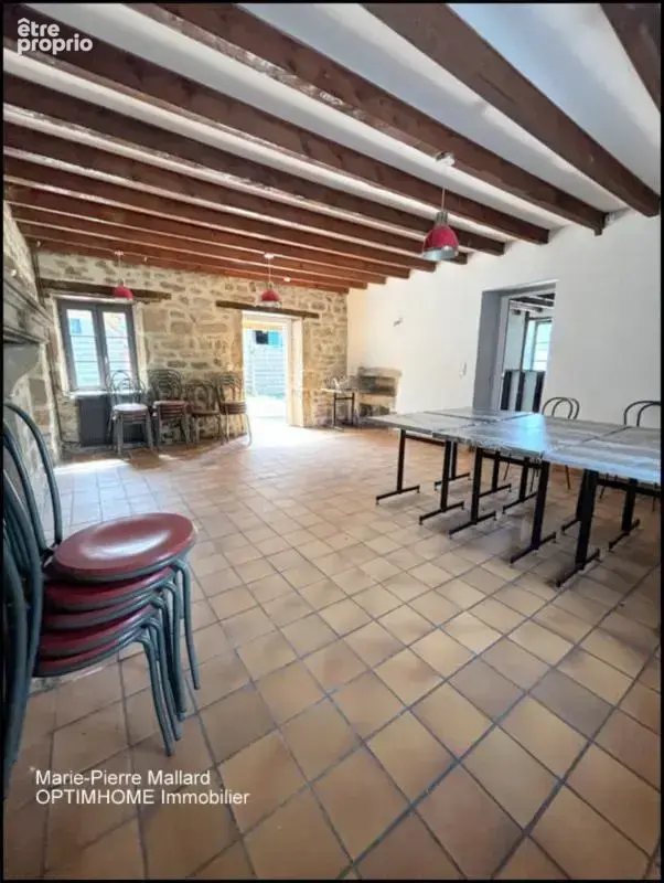 Une belle bâtisse en pierre au cœur d’un village creusois à SOUBREBOST (23) - photo 13