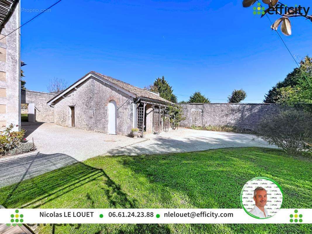 Maison à ANAIS