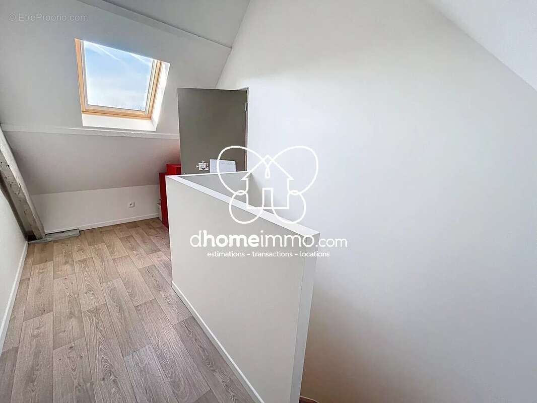 Maison à RAIMBEAUCOURT