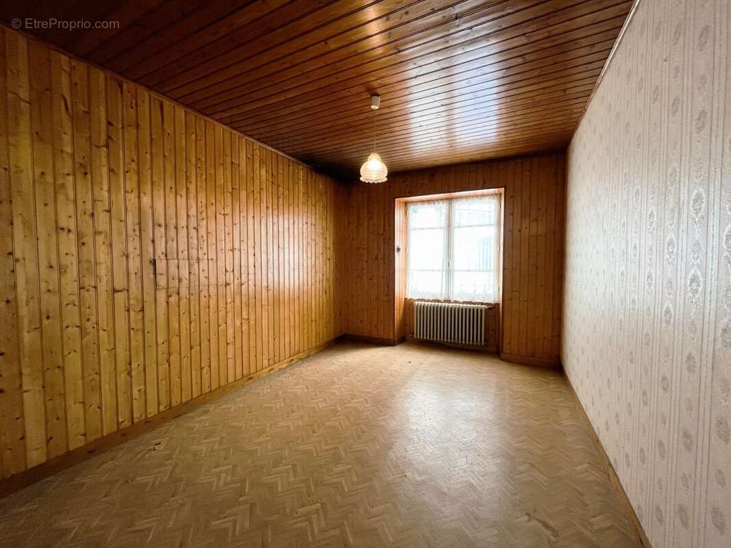 Maison à CHAUVE