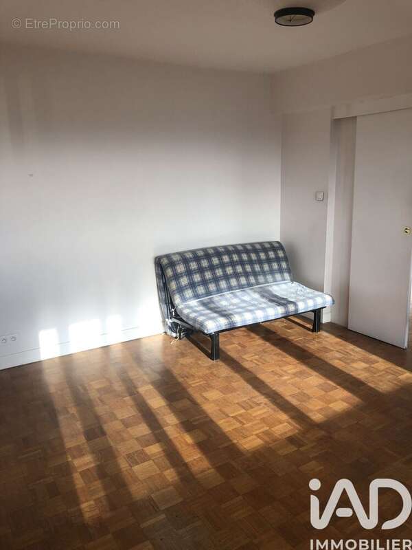 Photo 3 - Appartement à CHOISY-LE-ROI