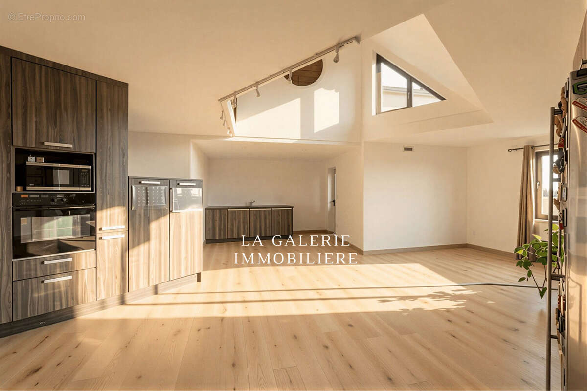 Appartement 163 m² à Suresnes  - photo 4