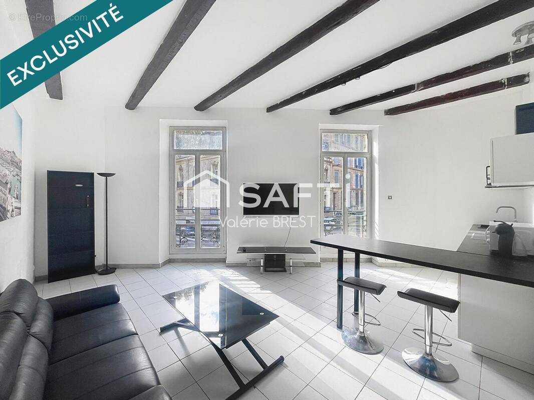 Photo 1 - Appartement à MARSEILLE-8E