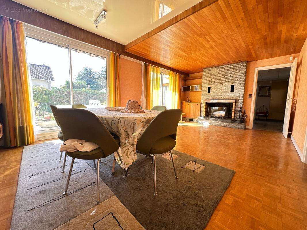 Maison à LE PLESSIS-TREVISE