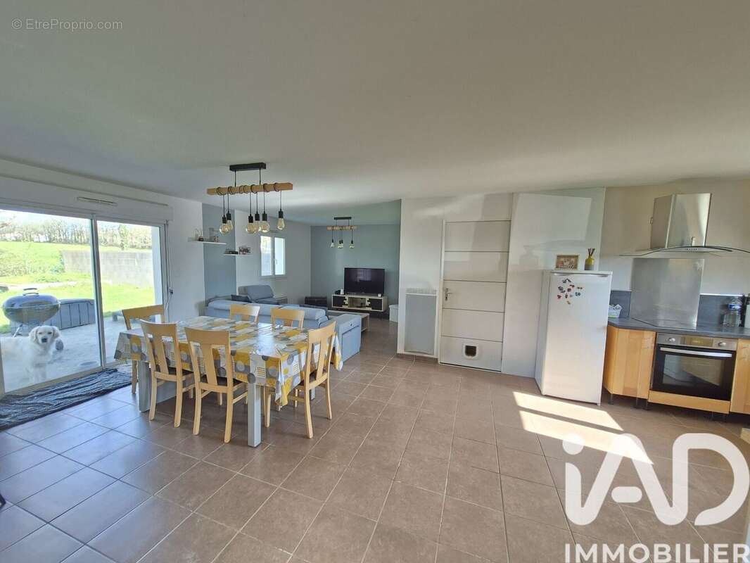 Photo 4 - Maison à BEAULIEU-SOUS-LA-ROCHE