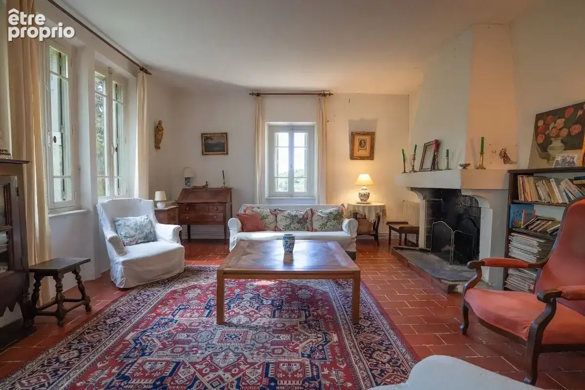 Maison 400 m² à Preixan  - photo 27