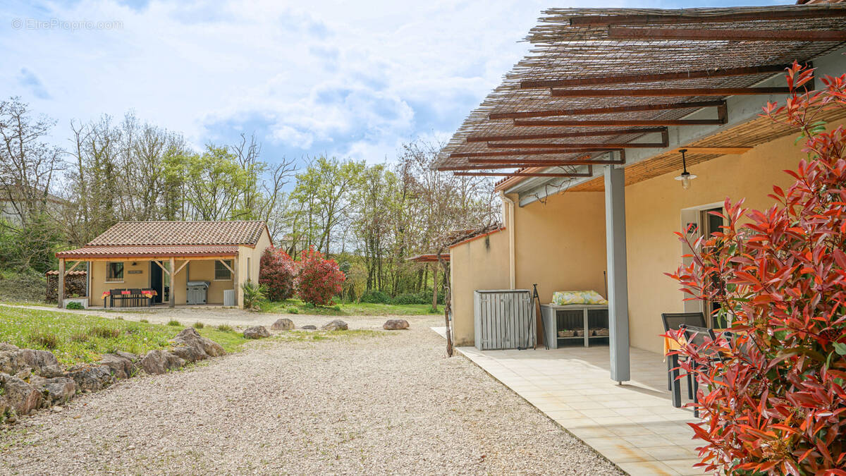 Maison à LAUZERTE