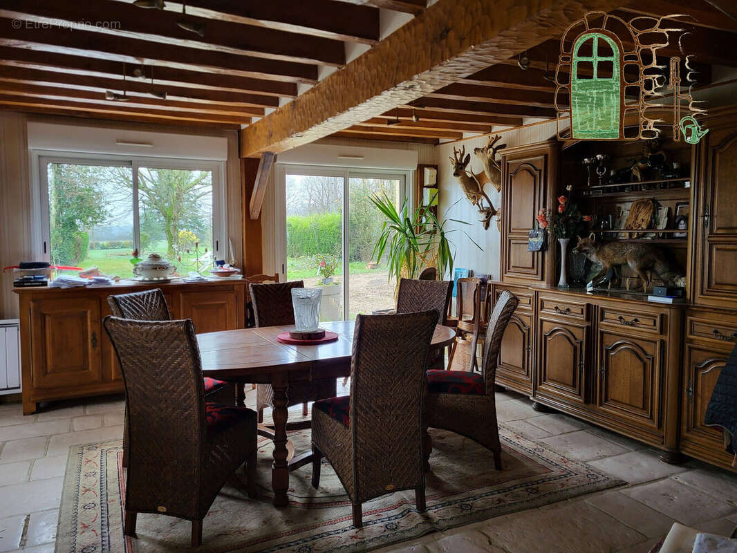 Maison 171 m² à Beauchene  - photo 2