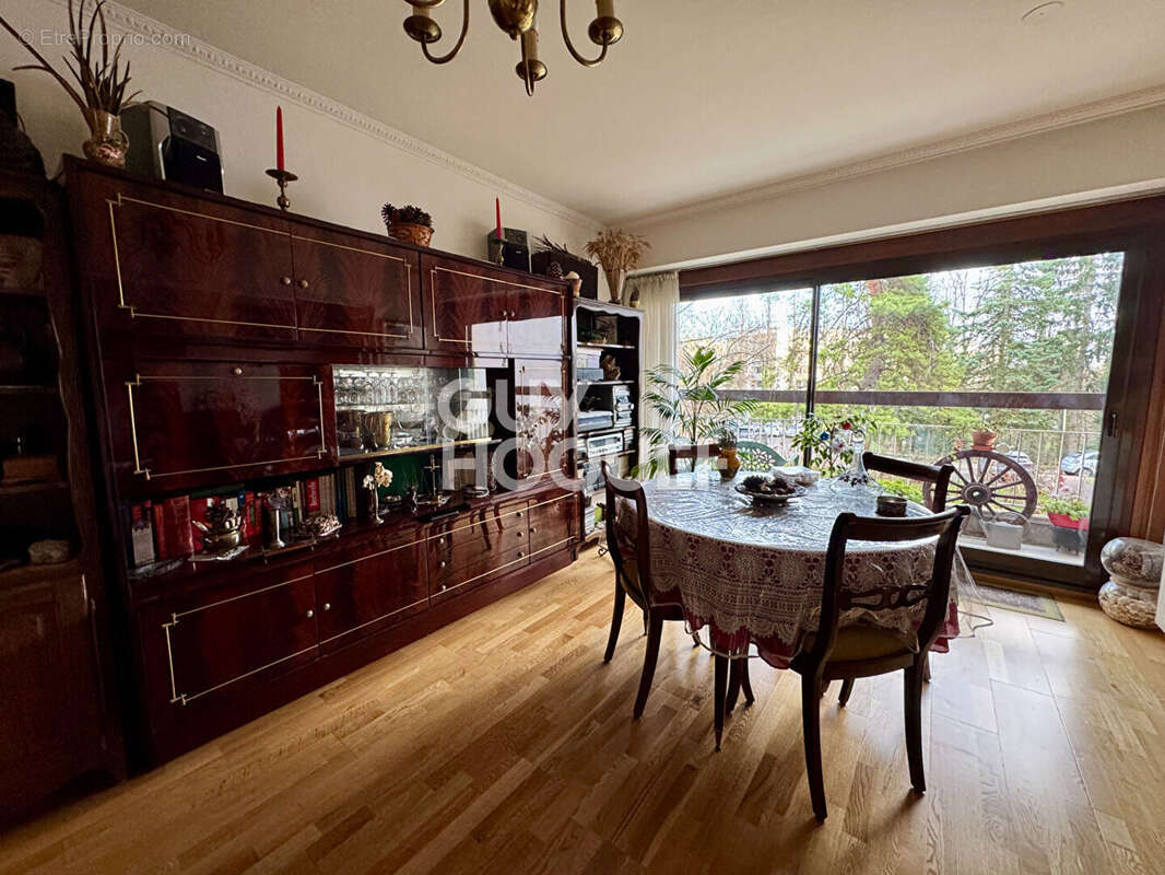 Appartement à ATHIS-MONS