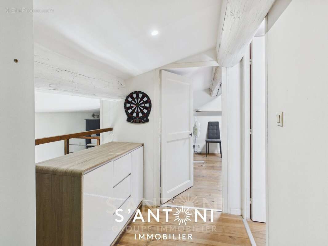 Appartement à POUSSAN