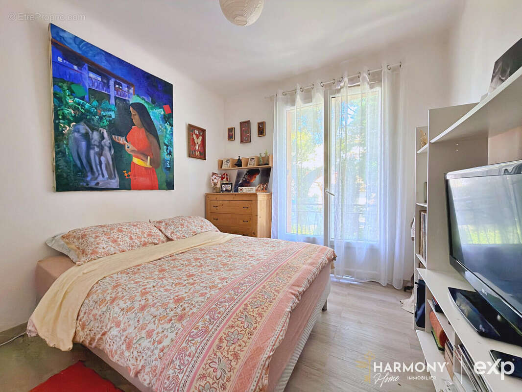 Appartement à MARSEILLE-16E