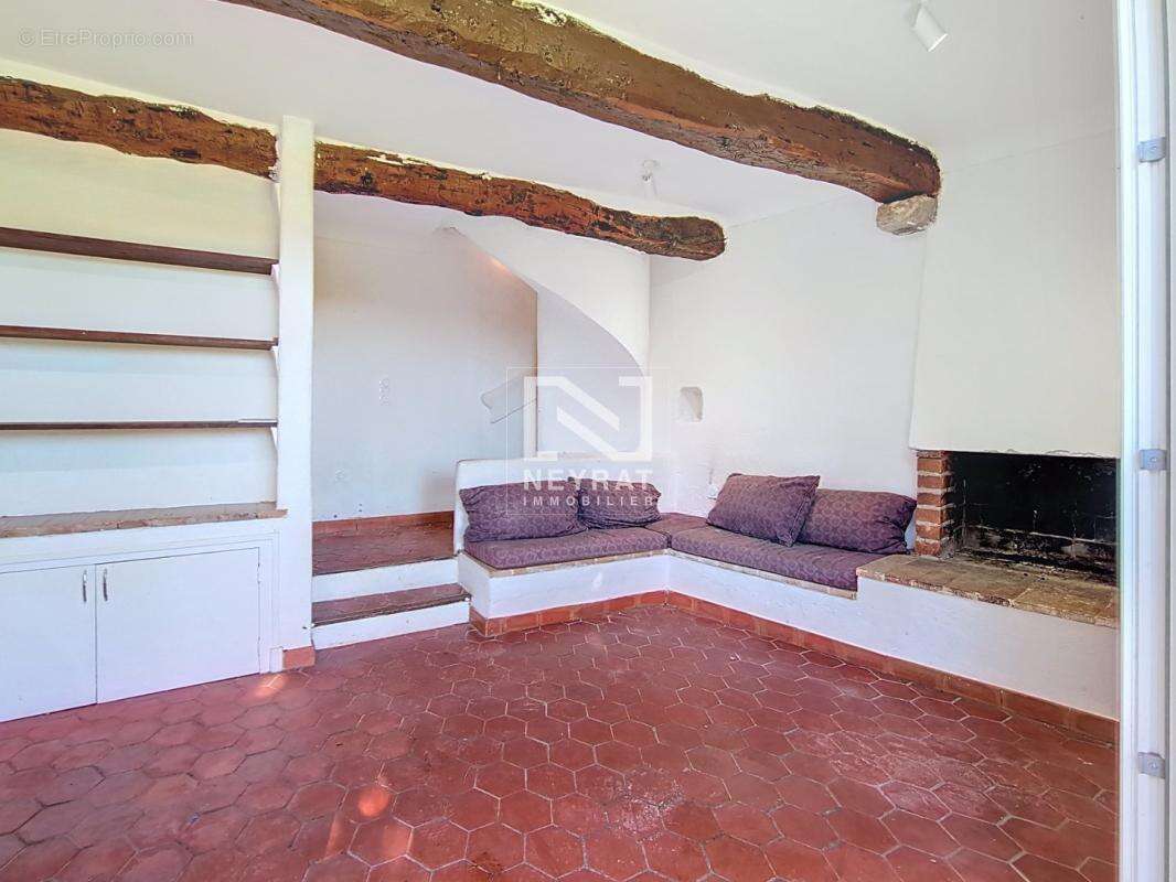 Maison à PEYMEINADE