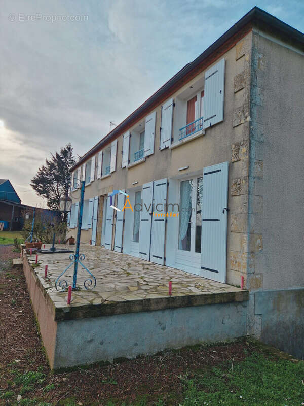 Maison à ASSAIS-LES-JUMEAUX
