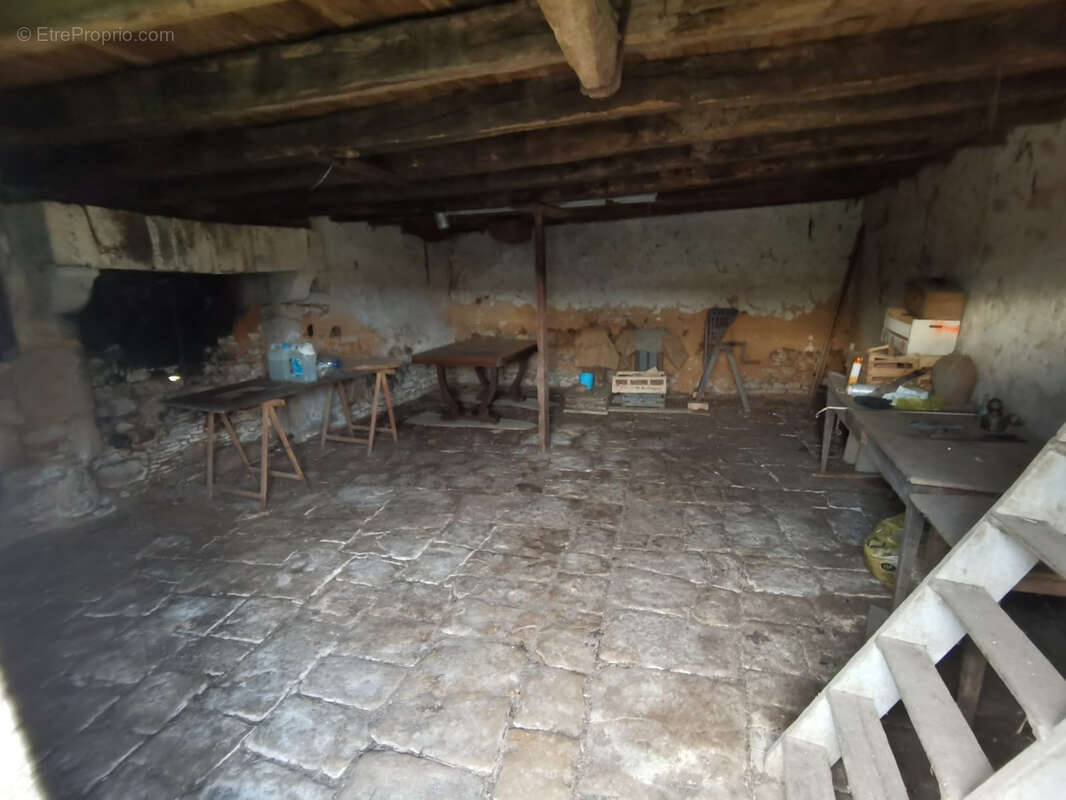 Maison à CELLEFROUIN