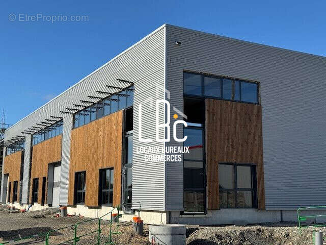 Commerce à BASSE-GOULAINE