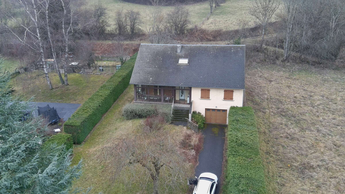 Maison familiale de 170 m2   Vue dégagée et fort potentiel - photo 36