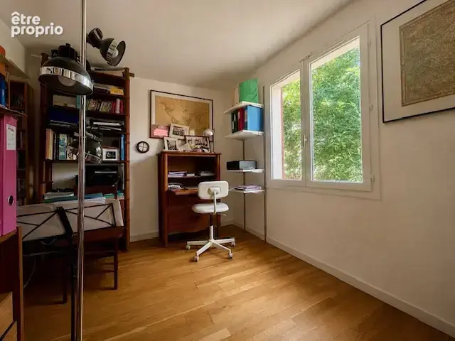 MARCOUSSIS - MAISON FAMILIALE de 6 Pièces - 130 M2 Habitables - Jardin verdoyant 660 M2 - Proche écoles - photo 7