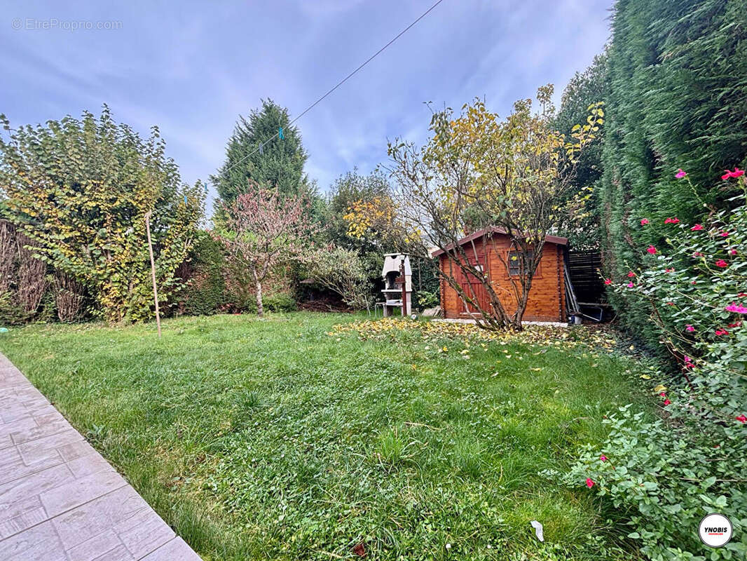 Maison à LES MUREAUX