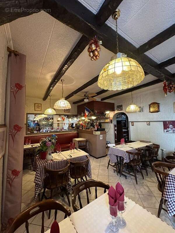 Commerce à MONTROUGE