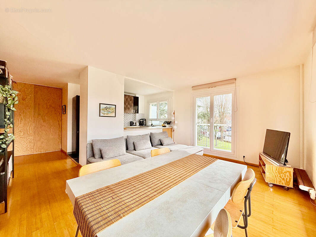 Appartement à MAISONS-ALFORT