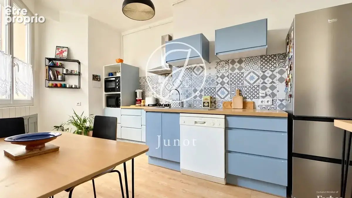 Lille – HYPER CENTRE – Appartement à vendre – 4 pièces - 137,69 m² – 3 chambres – Vue parc – Studio indépendant – Cave - photo 3
