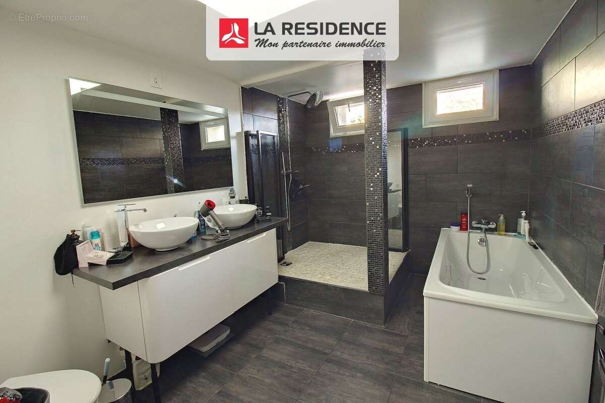 Maison à CONFLANS-SAINTE-HONORINE