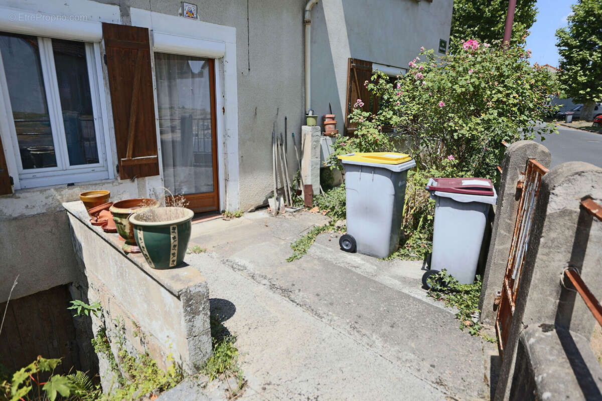 Maison à COMMENTRY