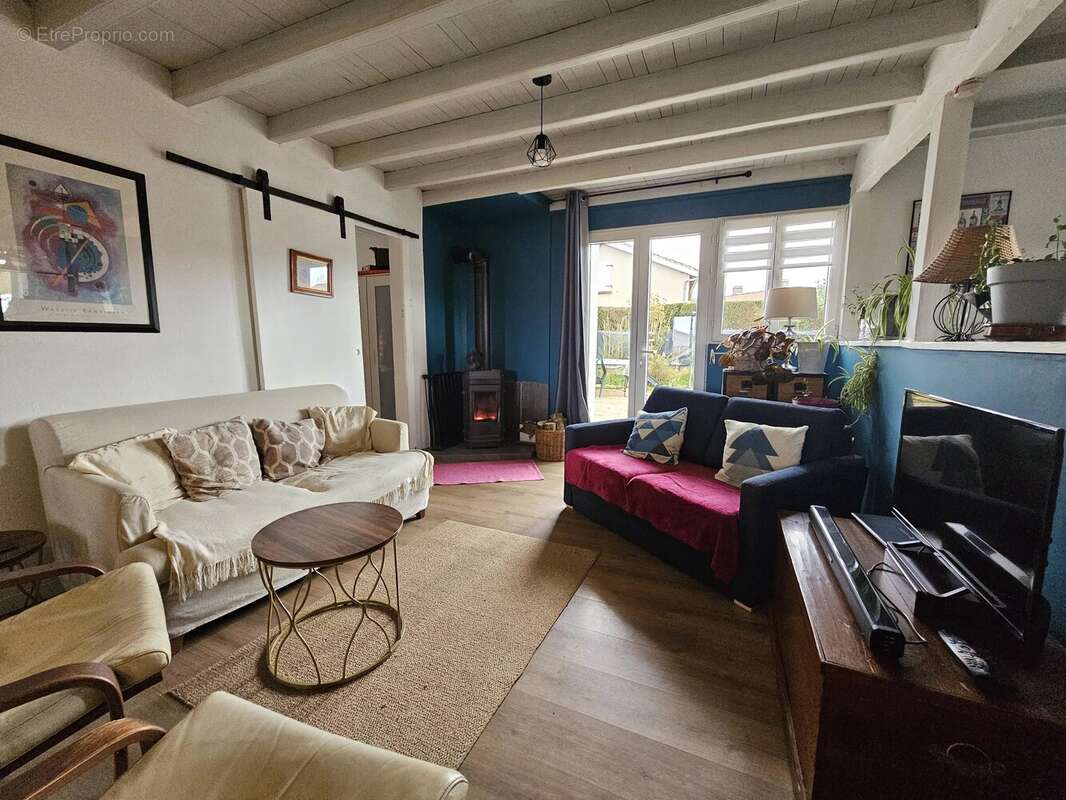 Maison à CHASSENEUIL-SUR-BONNIEURE