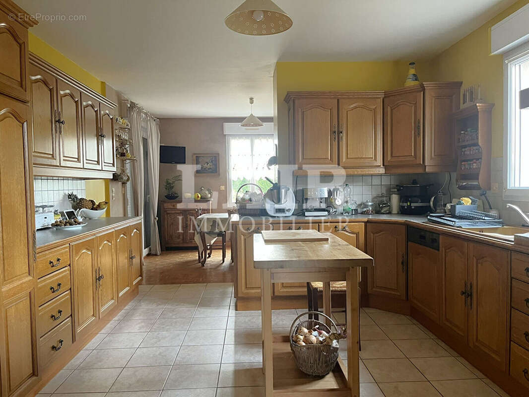 Maison à MORTAGNE-AU-PERCHE