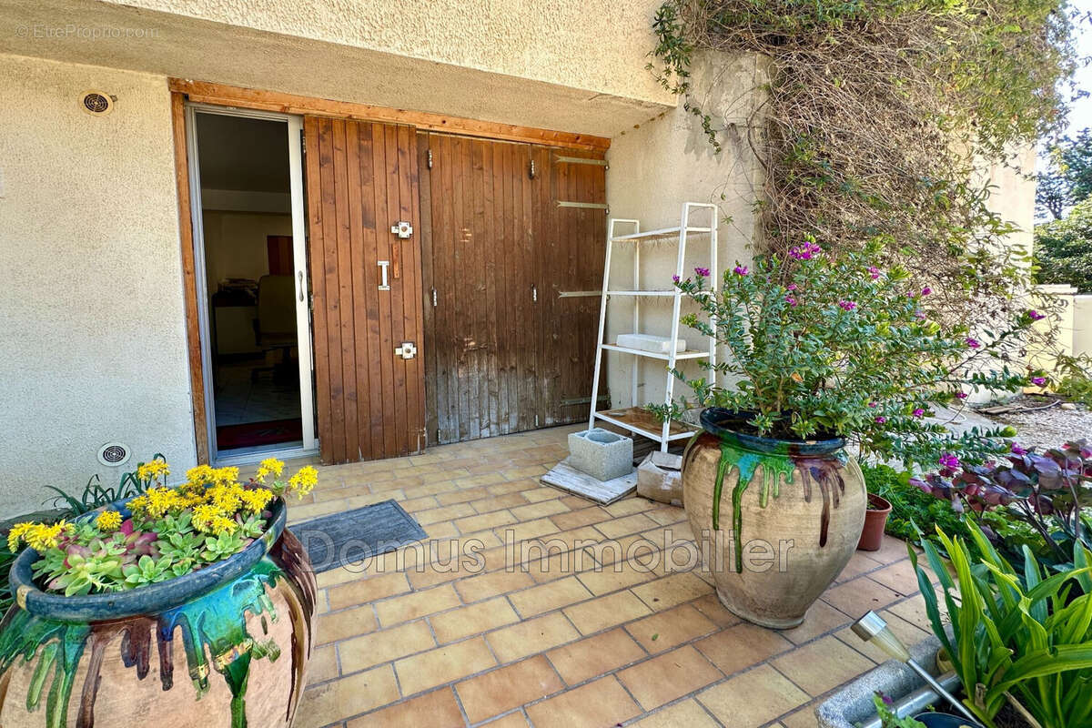 Appartement à CHATEAUNEUF-DE-GADAGNE