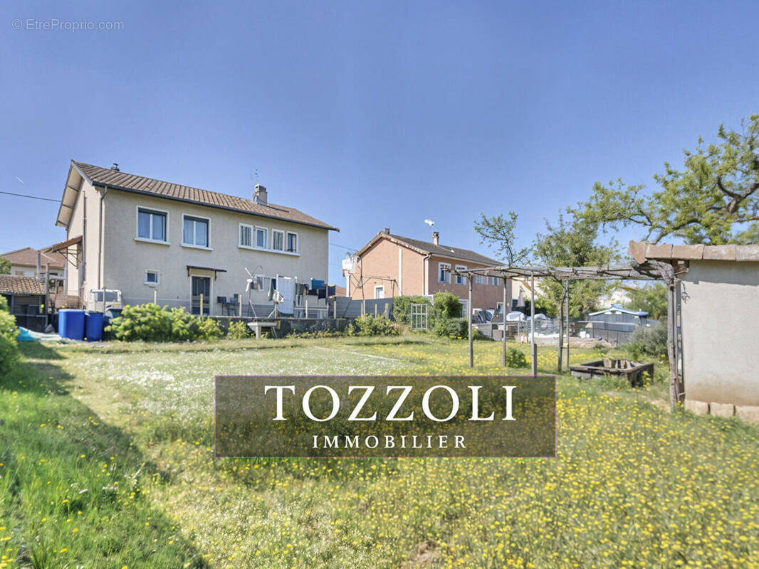 Maison à SAINT-QUENTIN-FALLAVIER