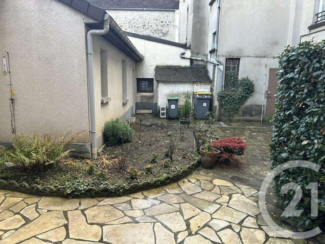 Maison à FONTAINEBLEAU